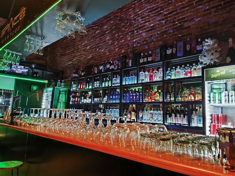 Imagen de Space Bar & Food 